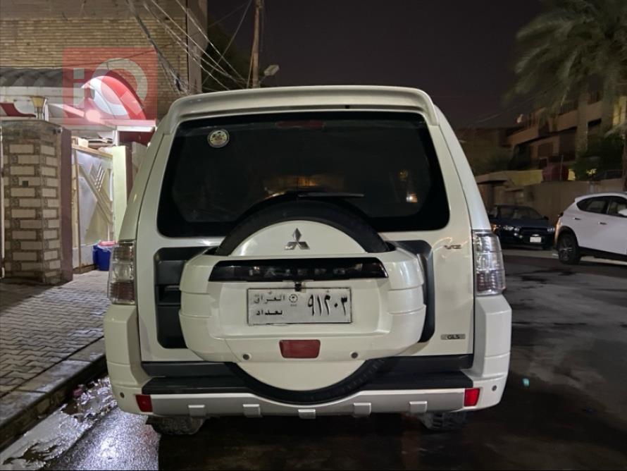 ميتسوبيشي باجيرو